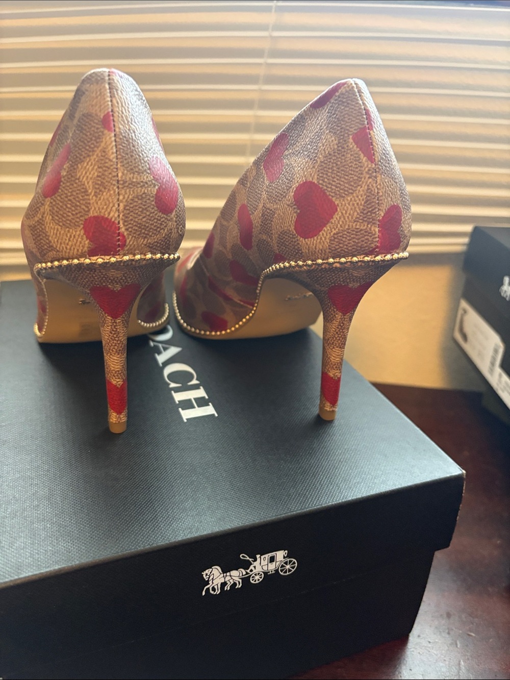 Coach Waverly Valentines 10B Pump with Red Heart Print - Picture 4 of 5